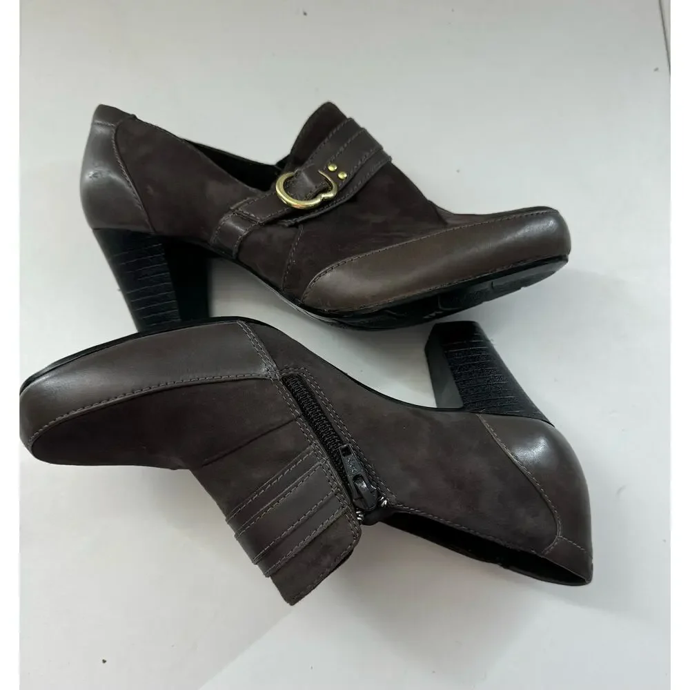 Clarks Brown Suede Buckle Sapphire Selene Loafer Shootie Pump Size 7 R1